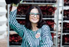 Минута отдыха Ингеборга Дапкунайте, Екатерина Стриженова, Андрей Малахов и другие на открытии выставки паблик-арта Знаменитости 