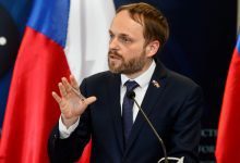 Минута отдыха Глава МИД Чехии назвал способ улучшить отношения с Россией Интересное 