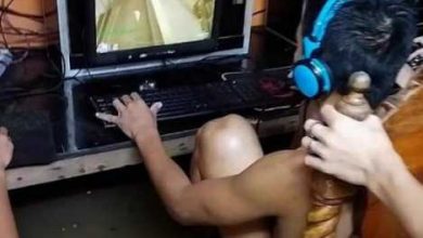 Минута отдыха Играть до конца! Геймеры не покинули затопленный клуб во время тайфуна. Дети 