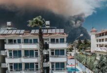 Минута отдыха Последствия пожара в Анталии на 29 июля 2021 года, распространяющегося к жилым строениям Интересное 