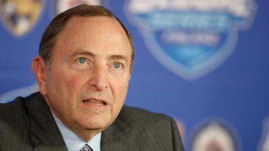 Минута отдыха Как НХЛ будет бороться с ковидом? Без «Спутника», но со зрителями Спорт  Минута отдыха Как НХЛ будет бороться с ковидом? Без «Спутника», но со зрителями Спорт