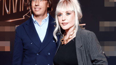 Минута отдыха Кадры недели: Собчак «лечится» вредной пищей после вечеринок, а Пугачеву чуть не приняли за Орбакайте Знаменитости 