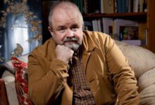 Минута отдыха Завуч сказала: «Вы детям слишком доверяете». Михаил Павловец — о правилах учителя Дети 