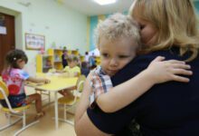 Минута отдыха «Понимаю, что так с ребенком нельзя, но страшно по-другому». Воспитатели — анонимно и честно о своей работе Дети 