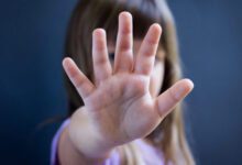 Минута отдыха «Никто не должен к тебе прикасаться». Как научить этому ребенка Дети 