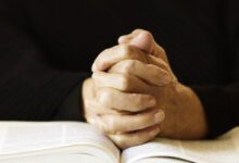 Минута отдыха Слезы и зевота в храме: чем они могут быть вызваны Интересное 