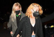 Минута отдыха Кристен Стюарт и Дилан Мейер впервые появились на публике после объявления о помолвке Знаменитости 