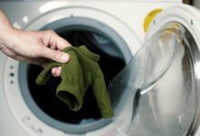 Минута отдыха Шерстяную одежду, если она села после стирки, можно растянуть: как это сделать Интересное 