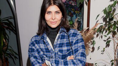 Минута отдыха Dress Code. В Доме творчества Переделкино открылась выставка. Среди гостей — Надежда Оболенцева, Софья Капкова, Владимир Познер Знаменитости  Минута отдыха Dress Code. В Доме творчества Переделкино открылась выставка. Среди гостей — Надежда Оболенцева, Софья Капкова, Владимир Познер Знаменитости