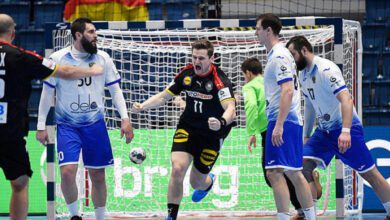 Минута отдыха Российские гандболисты проиграли Германии в своем заключительном матче на чемпионате Европы Спорт 