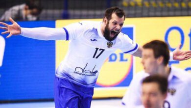Минута отдыха Нереальный гол российского гандболиста на чемпионате Европы взорвал соцсети. Видео Спорт  Минута отдыха Нереальный гол российского гандболиста на чемпионате Европы взорвал соцсети. Видео Спорт