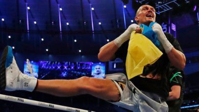 Минута отдыха Чемпион мира по боксу Усик провел дебютный матч в профессиональном футболе Спорт 