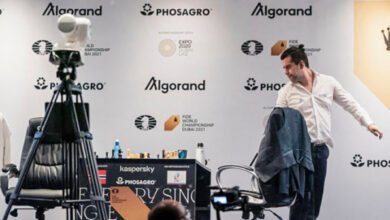 Минута отдыха Непомнящий и Карлсен сыграли вничью в седьмой партии за звание чемпиона мира Спорт  Минута отдыха Непомнящий и Карлсен сыграли вничью в седьмой партии за звание чемпиона мира Спорт