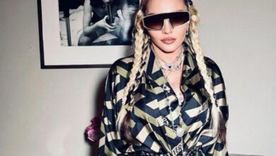 Минута отдыха 63-летняя Мадонна снялась топлес (ФОТО) Знаменитости 