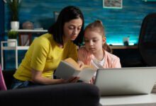 Минута отдыха «Учитесь в зуме вместе с детьми». Педагоги родителям — о новом дистанте Дети 