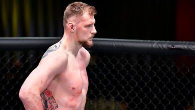 Минута отдыха Русский боец безропотно проиграл британцу под свист трибун. Карьера Волкова в UFC всё? Спорт 