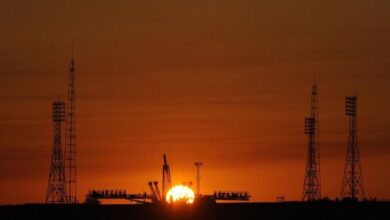 Минута отдыха Ракету со спутниками OneWeb увезли в монтажный корпус Интересное  Минута отдыха Ракету со спутниками OneWeb увезли в монтажный корпус Интересное