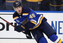 Минута отдыха Российский форвард отправил соперника в больницу жутким силовым. Как же жалко канадца Спорт 