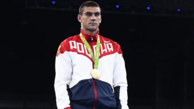 Минута отдыха «Извини, решают судьи». Российского чемпиона заставили просить прощения за победу Спорт  Минута отдыха «Извини, решают судьи». Российского чемпиона заставили просить прощения за победу Спорт
