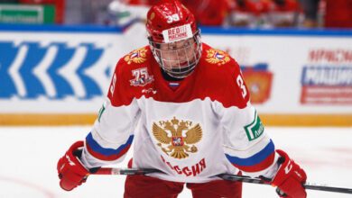 Минута отдыха Главную надежду российского хоккея сломали жестким силовым приемом. Сам виноват? Спорт 