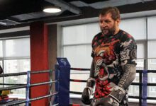 Минута отдыха «Трава растёт, птицы летают, я бью людей». Александр Емельяненко провел боксерскую тренировку Спорт 