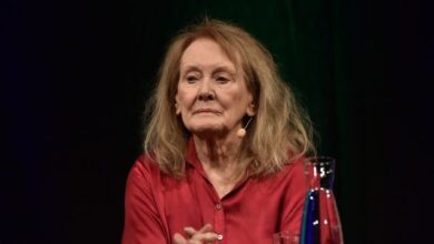 Минута отдыха Нобелевскую премию по литературе присудили писательнице Анни Эрно Интересное 