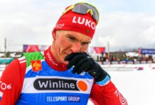 Минута отдыха Неожиданная драма Большунова. Проиграл полминуты 18-летнему юниору и финишировал последним Спорт 