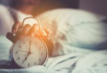 Минута отдыха Почему вы просыпаетесь за 5 минут до срабатывания будильника? Интересное 