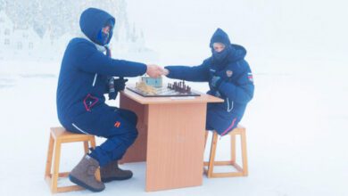 Минута отдыха Шахматисты Кобалия и Мурзин сыграли партию в блиц при температуре минус 50 градусов Спорт  Минута отдыха Шахматисты Кобалия и Мурзин сыграли партию в блиц при температуре минус 50 градусов Спорт