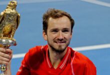 Минута отдыха Медведев вернулся и крушит соперников. Россиянин взял второй титул подряд! Спорт 