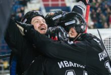 Минута отдыха «СКА‑Нефтяник» одолел «Кузбасс» в финале чемпионата России по хоккею с мячом Спорт 