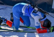 Минута отдыха Драма молодого биатлониста на чемпионате России. На Михаила было больно смотреть. Видео Спорт 