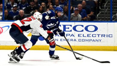 Минута отдыха Кучеров снова психанул. Подвёл команду и врезал клюшкой по камере Спорт 