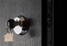 Минута отдыха Почему нельзя оставлять ключ в дверном замке: главные приметы Интересное 