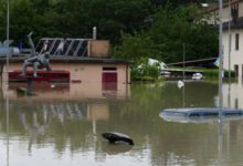 Минута отдыха Гонку «Формулы-1» отменили из-за трагедии в Европе. Кадры просто шокируют Спорт 