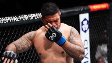 Минута отдыха «Смогу ли снова увидеть детей?» Бойца UFC ослепили запрещенным приемом. Видео Спорт  Минута отдыха «Смогу ли снова увидеть детей?» Бойца UFC ослепили запрещенным приемом. Видео Спорт