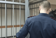 Минута отдыха Обвиняемого в похищении 14 лет назад жительницы Челябинска доставили в суд Интересное 