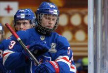 Минута отдыха Эксперт НХЛ жестко набросил на русского вундеркинда. Переобулся всего за два месяца! Спорт 