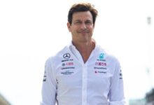 Минута отдыха Руководитель команды «Мерседес» пропустит Гран‑при Японии «Ф‑1» из‑за операции на колене Спорт 