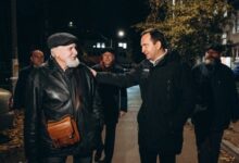 Минута отдыха «Я ж бывший охранник». Пенсионера-героя из Щелкова отблагодарили «Нивой» Интересное 