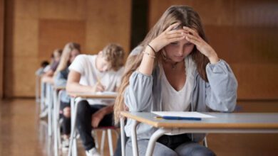 Минута отдыха «С экзаменов я ушла в слезах». Выпускники, которые плохо сдали ЕГЭ–2023 Дети  Минута отдыха «С экзаменов я ушла в слезах». Выпускники, которые плохо сдали ЕГЭ–2023 Дети