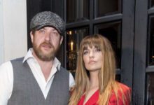 Минута отдыха «Постоянное засорение мозгов»: Саша Савельева решила освоить новую профессию в Израиле Знаменитости 