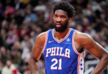 Минута отдыха Баскетболист «Филадельфии» оштрафован НБА за неоднократные непристойные жесты во время матча Спорт 