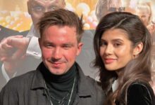 Минута отдыха Саша Петров появился на премьере фильма с молодой женой Знаменитости 