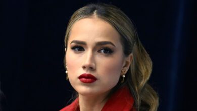 Минута отдыха «Секс! Ты просто прекрасна!». Образ Загитовой в полупрозрачном кружевном платье свел поклонников с ума Спорт 