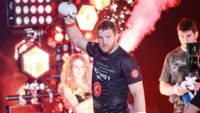 Минута отдыха Минеев уничтожил Штыркова в чемпионском бою. Владимир легко защитил пояс Спорт  Минута отдыха Минеев уничтожил Штыркова в чемпионском бою. Владимир легко защитил пояс Спорт