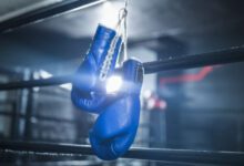 Минута отдыха Тренер отправил в нокаут соперника своего боксёра. Пострадавший очнулся в машине скорой помощи Спорт 