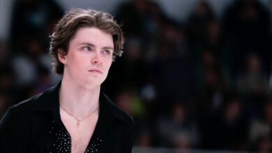 Минута отдыха Скандальный российский фигурист снова остался один. Над парнем уже смеются Спорт 