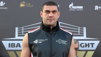 Минута отдыха Тищенко нокаутировал Харта и завоевал вакантный пояс WBA в новой весовой категории. Видео Спорт  Минута отдыха Тищенко нокаутировал Харта и завоевал вакантный пояс WBA в новой весовой категории. Видео Спорт