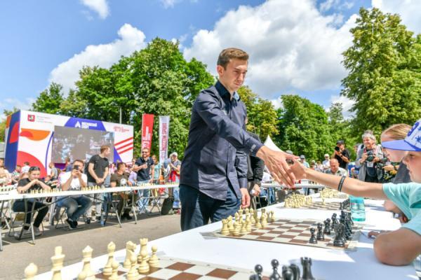 Минута отдыха Подлая провокация на чемпионате мира. Унижение россиянина сойдёт поляку с рук? Спорт  